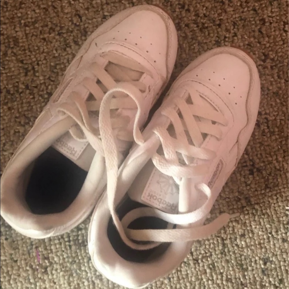 White Reebok boys shoes